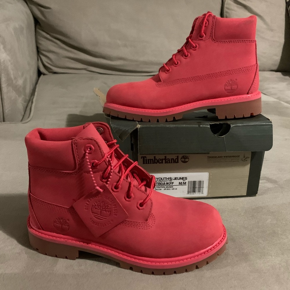 New Pink Kids Timberlands premium classic boot